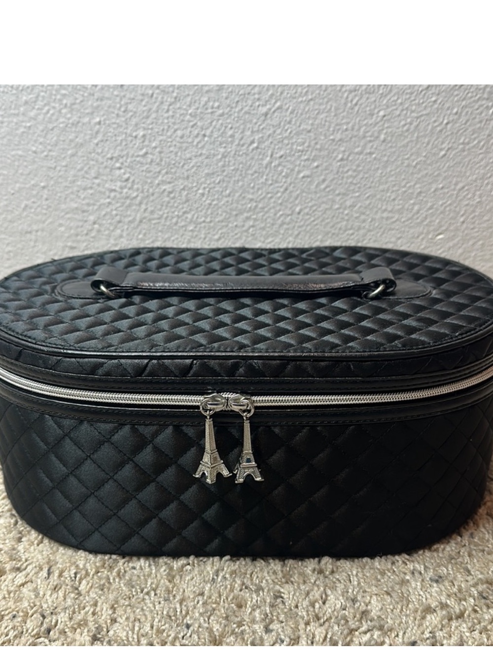 Lancome VTG Quilted Black Cosmetic Train Case with Eiffel Tower Zipper Pulls